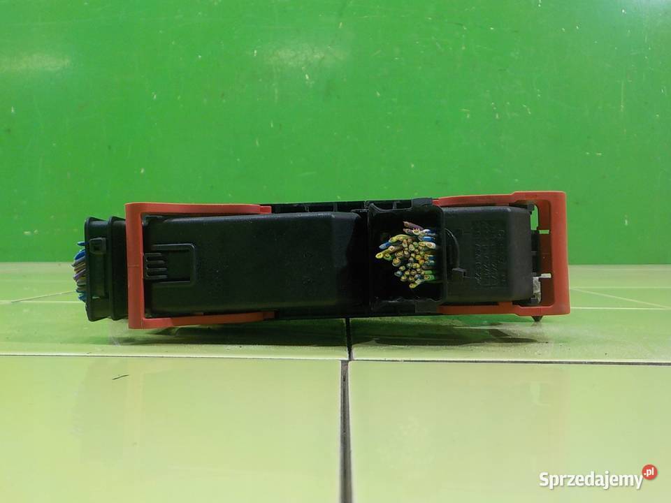 FOCUS MK3 ST 16 B 14r HB 5D sterownik silnika Suków