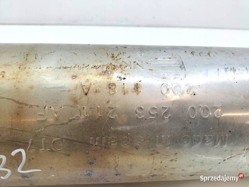 TŁUMIK WYDECH ŚRODKOWY 10 TSI 2Q0253211AF osobowe sprzedam