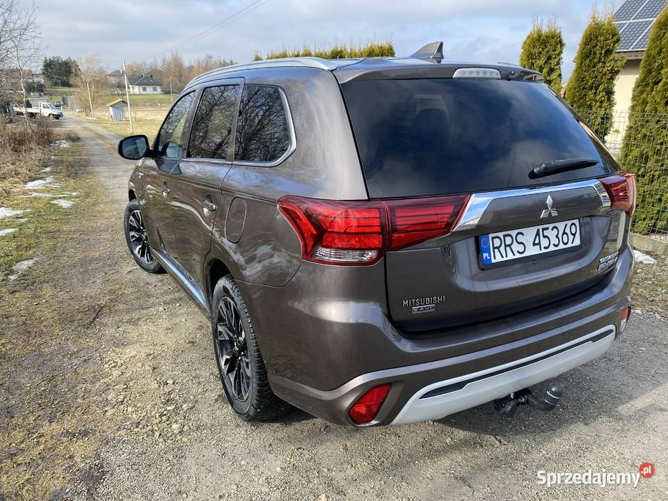 Mitsubishi Outlander III 20 PHEV sprzedam