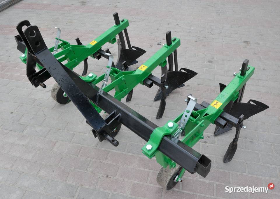 Pielnikoobsypnik 3sekcyjny dwurzędowy 4FARMER Obsypniki i pielniki podkarpackie Tajęcina