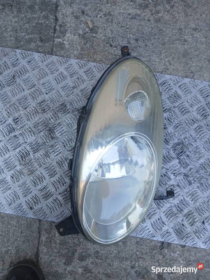 Lampa lewa przód przednia Nissan Micra k12 EU Radłów