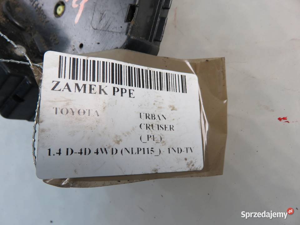 ZAMEK PRAWY PRZEDNI TOYOTA URBAN CRUISER osobowe