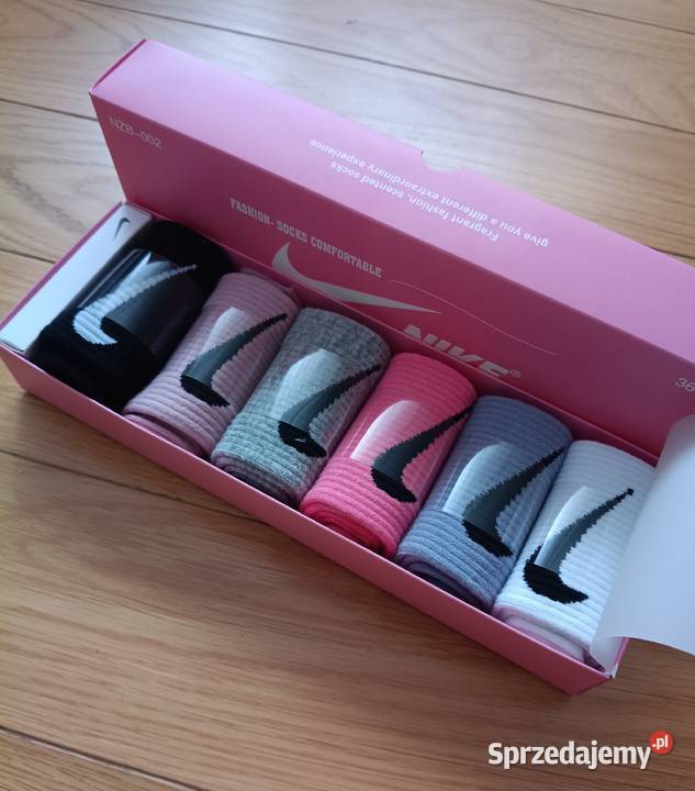 Kolorowe skarpetki Nike 37 38 39 zapachowe Skarpety i podkolanówki Mińsk Mazowiecki sprzedam