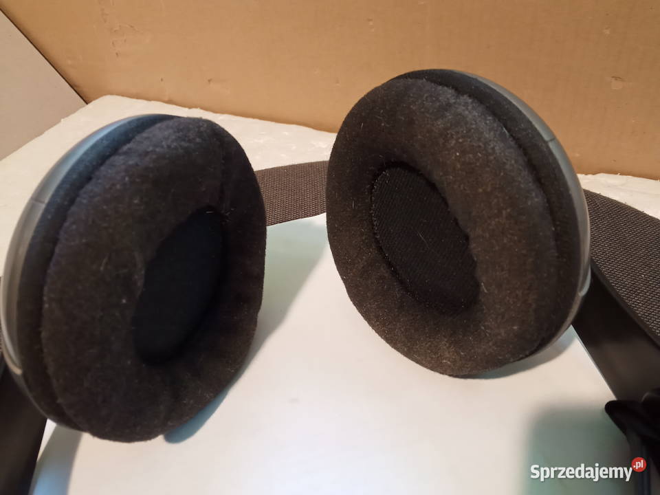 Słuchawki bezprzewodowe AKG F206 AFC Poznań