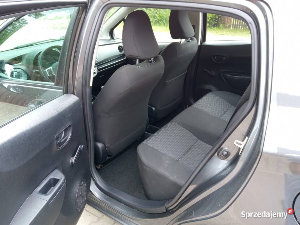 Toyota Yaris 10 benzyna 2012r klimatyzacja 97 Długosiodło