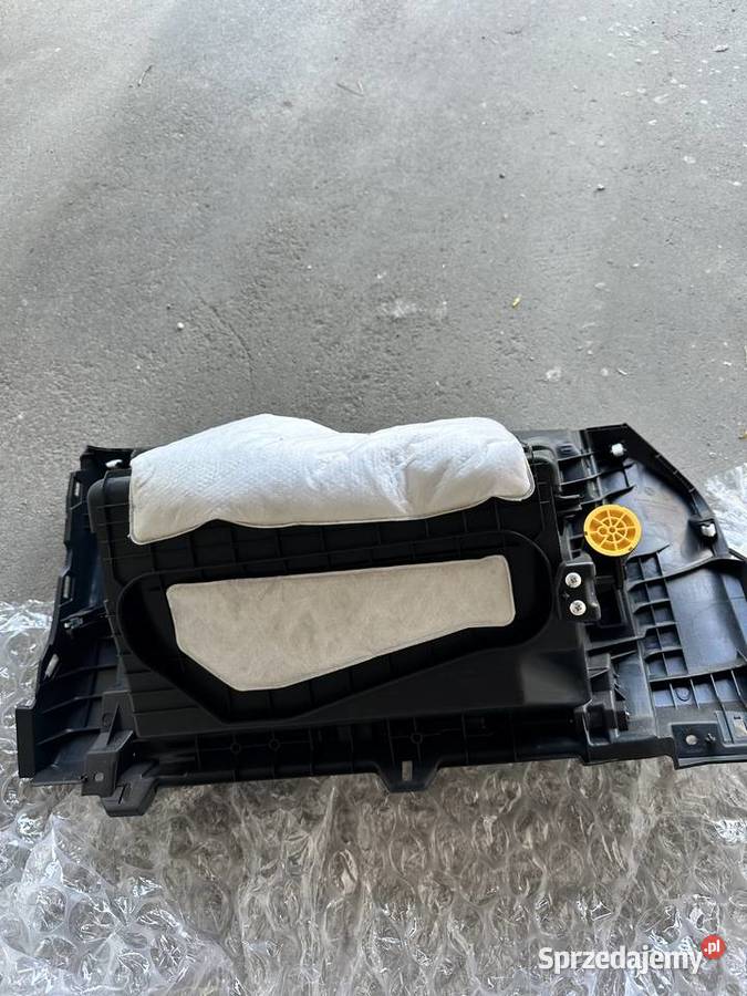 Schowek Honda HRV II Kalisz