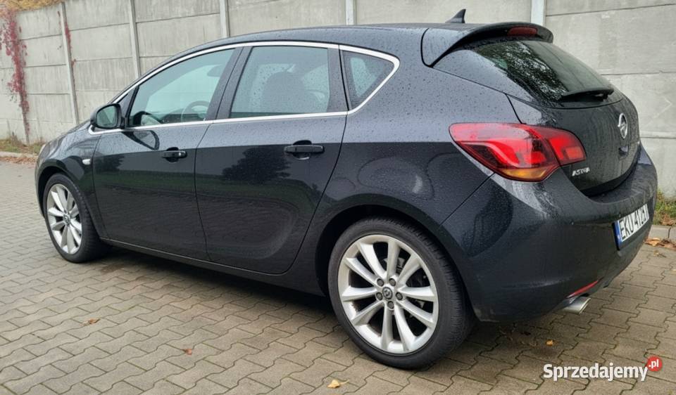 Opel Astra J 14T 140 stan komputer pokładowy Astra Astra łódzkie