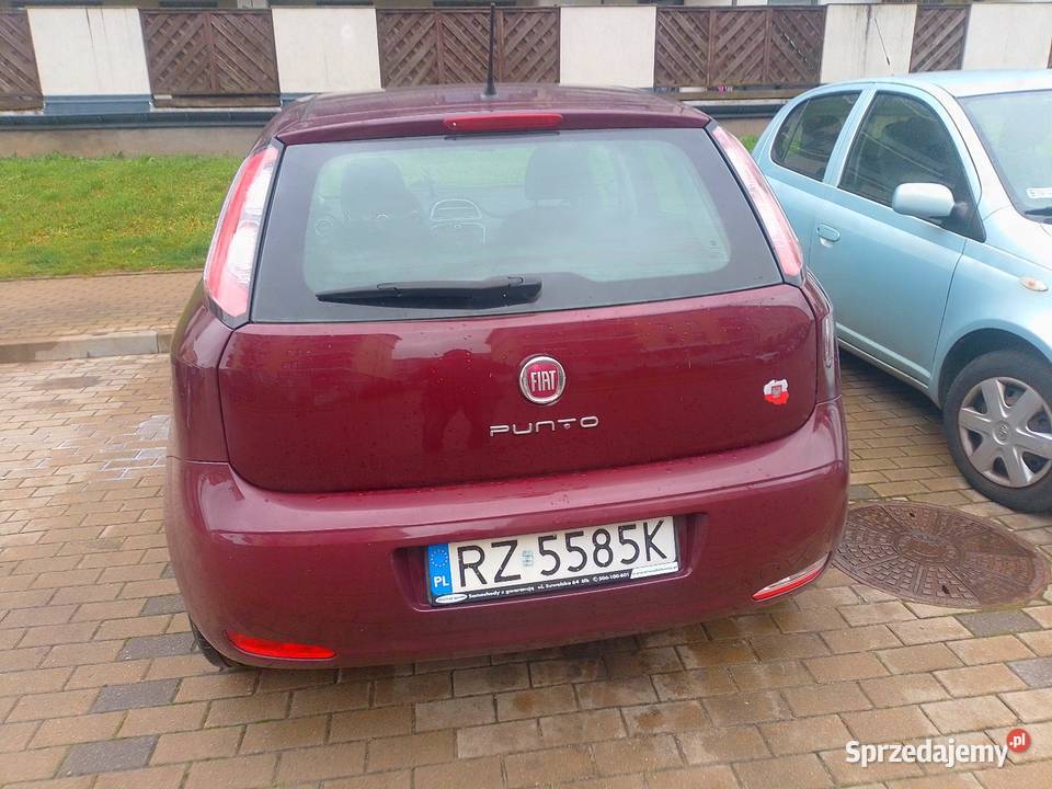 Sprzedam Fiata Punto 2014r 12l benzyna Hatchback Ełk sprzedam