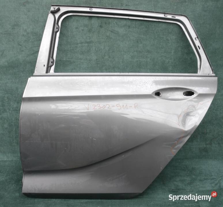 Drzwi lewe tył kombi Opel insignia Zawiercie