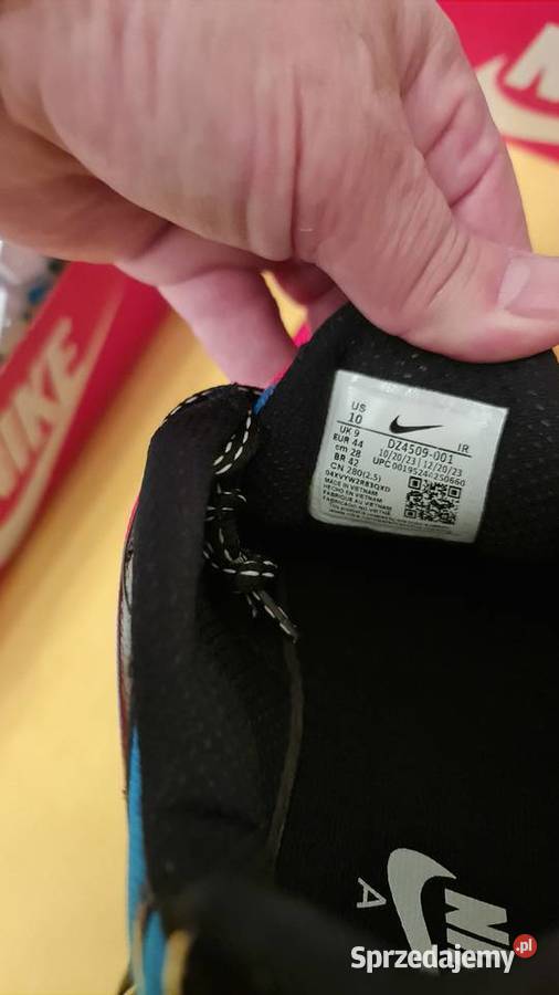 Nike Air Plus TN Unity Berlin Sportowe Nowogard