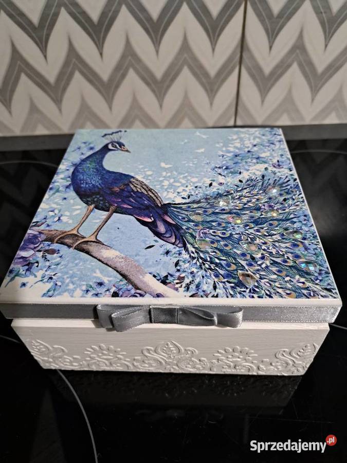 Szkatułka z pawiem decoupage z cyrkoniami Rękodzieło Kędzierzyn-Koźle sprzedam