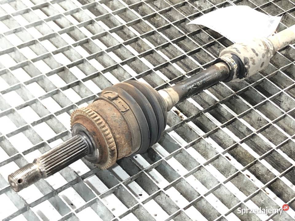 PÓŁOŚ PRAWY PRZÓD HYUNDAI i20 12 78 PRZEGUB