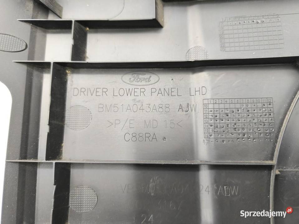 OSŁONA KOLUMNY SCHOWEK FORD FOCUS MK3 LIFT Motoryzacja wielkopolskie sprzedam