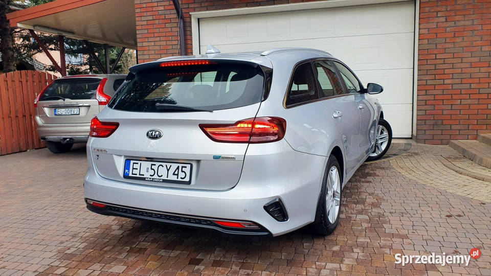 Kia Ceed 16 CRDI MHEV Salon serwis ASOFVAT23100