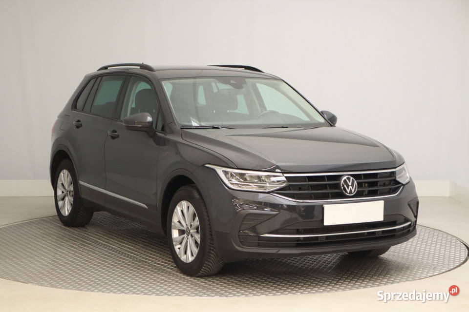 VW Tiguan 15 TSI pełny VAT Tiguan śląskie Zabrze