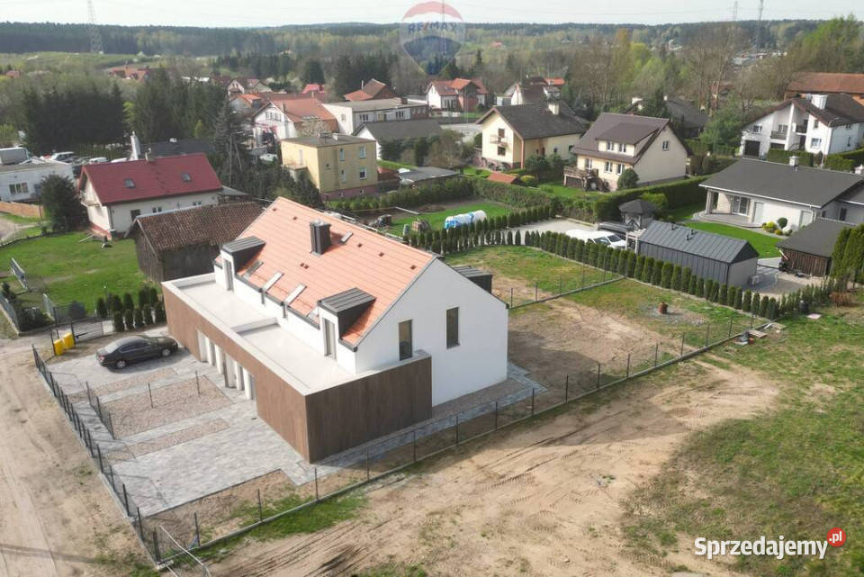 Nowoczesna połowa domu w Wójtowie