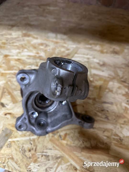 Volkswagen OE 5Q0407258A zwrotnica prawa Q3 Mirsk sprzedam