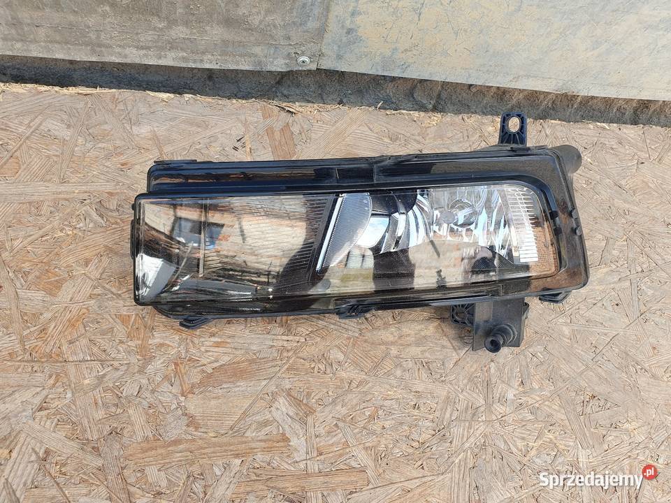 VW TOURAN 5TA 15 HALOGEN ZDERZAKA LEWY PRZÓD wielkopolskie Międzychód