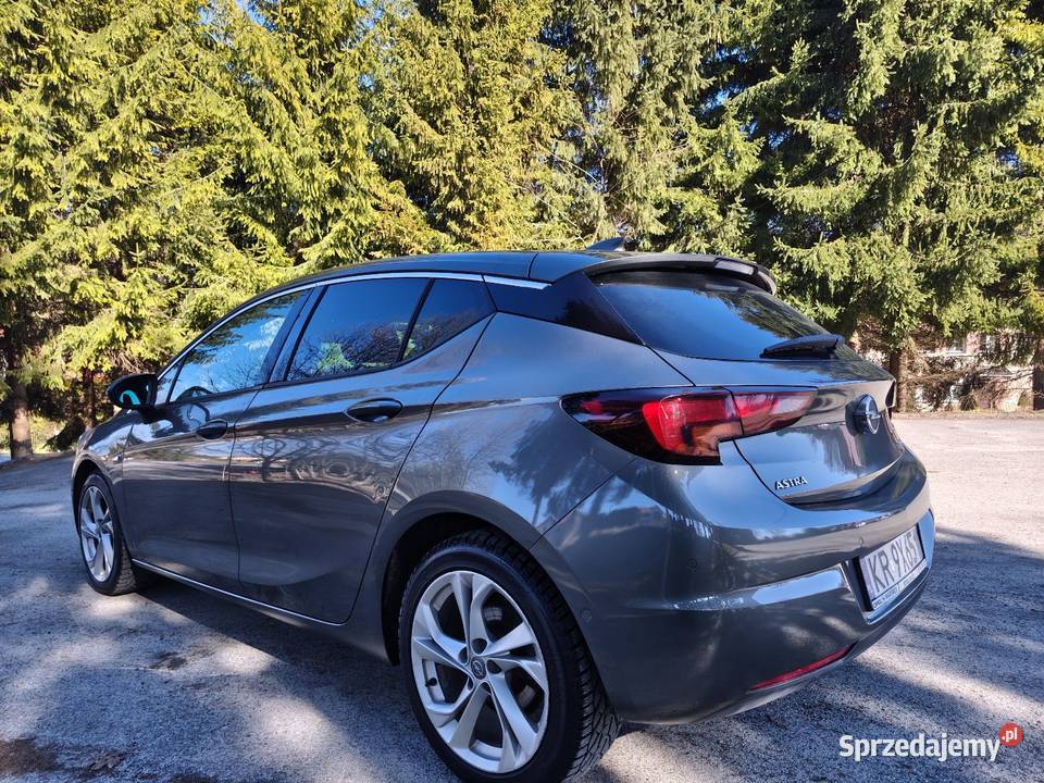 Opel Astra K 14 Turbo wersja Dynamic Bistuszowa