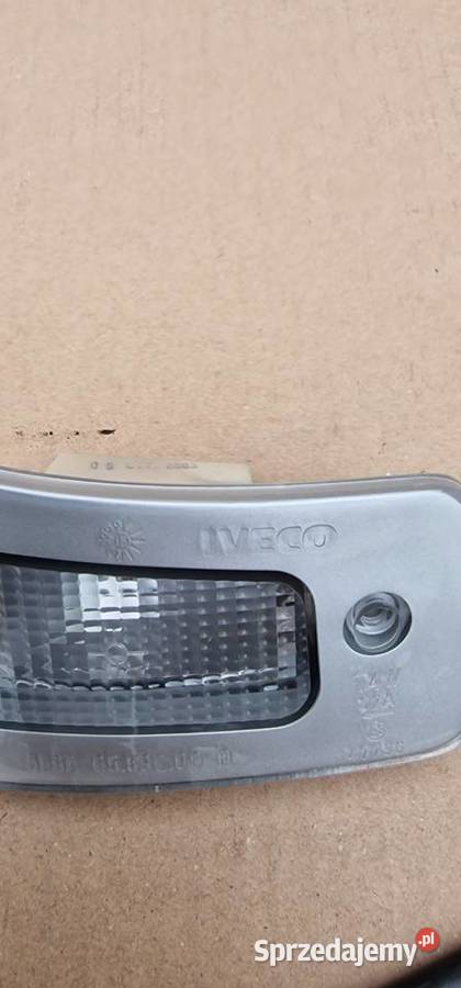 IVECO EUROCARGO LAMPA OBRYSOWA DACHOWA POZYCYJNA Bieleń