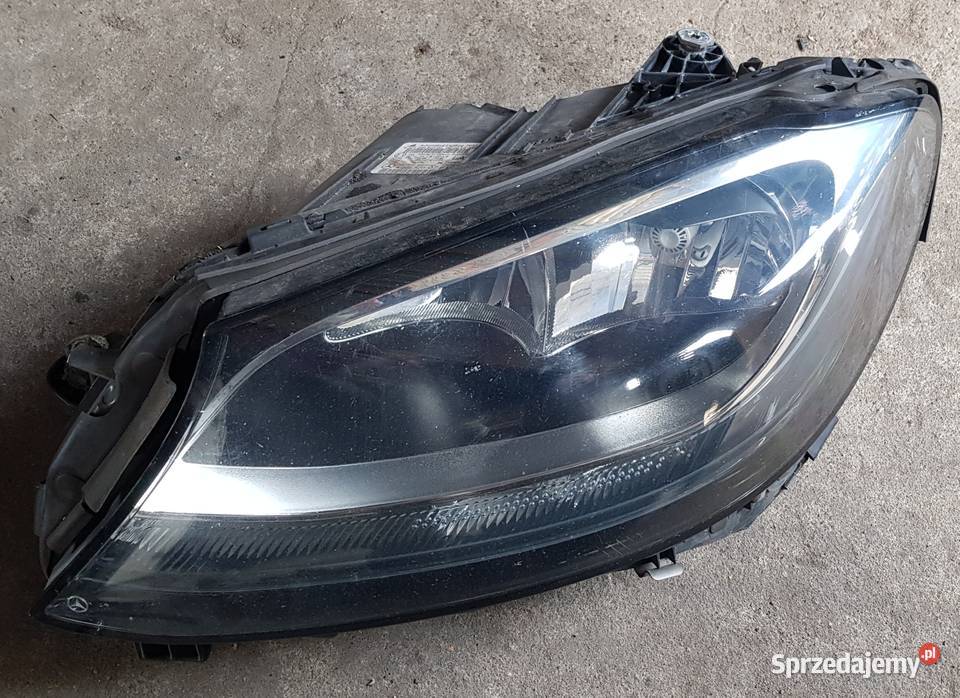 Lampa przednia MERCEDES C KLASA W205 Radom