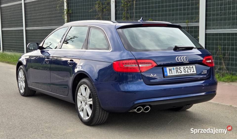 AUDI A4 B8 20TDI CR 150 2015r QUATTRO LIFT LED Humniska
