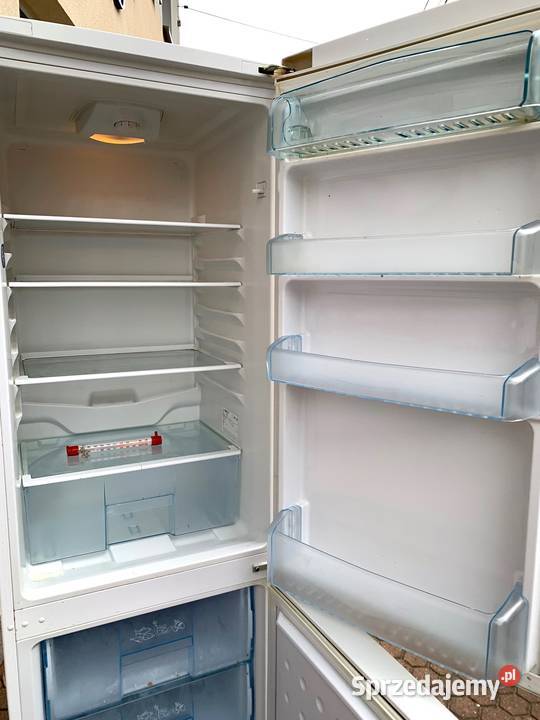 Lodówka Beko CSA 29022 sprzedam 60cm mazowieckie sprzedam