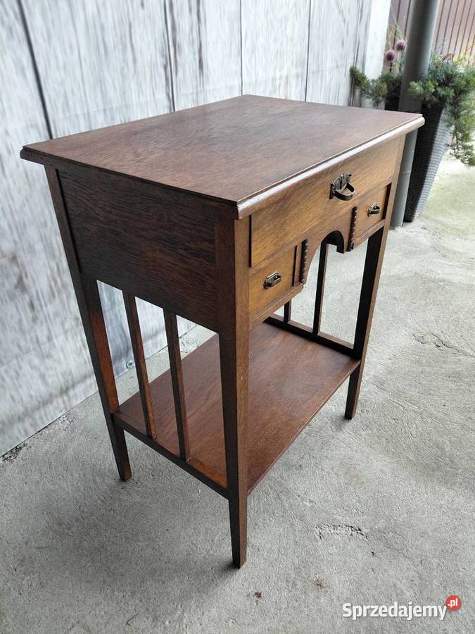 konsolka drewniana 483 kujawsko-pomorskie Byczyna