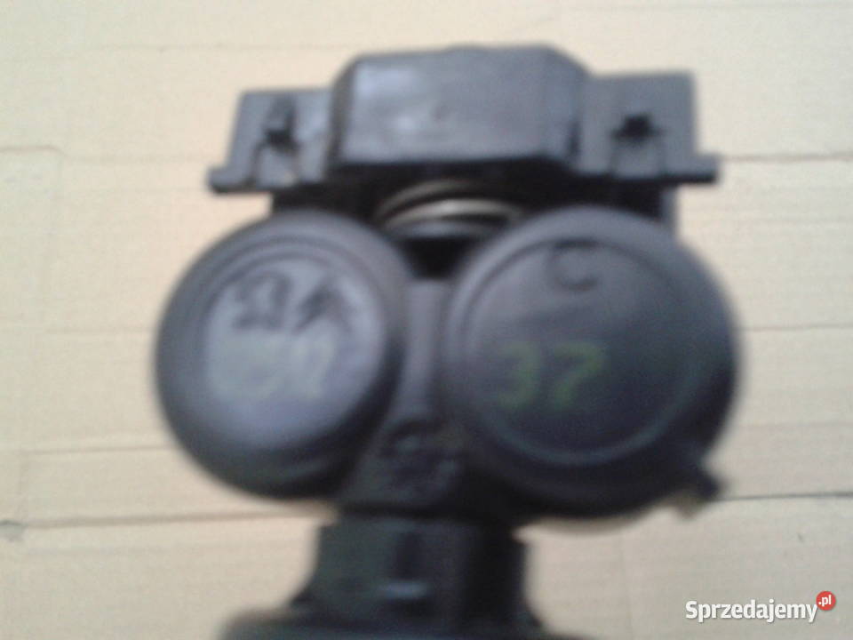 SPRYSKIWACZ REFLEKTORA lewy DYSZA PEUGEOT 308 I Chełm sprzedam