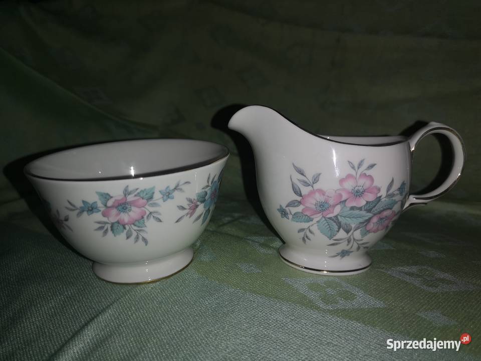 Serwis różowo niebieskie kwiatyColclough Made in Porcelana i szkło Gdańsk