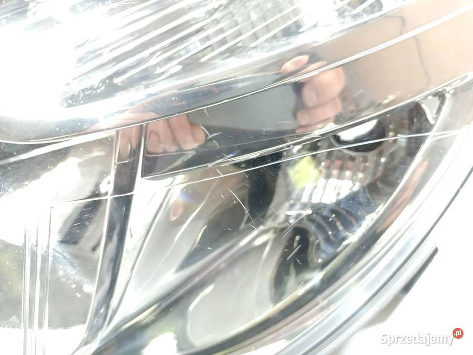 DACIA DOKKER 2018R REFLEKTOR LEWY LAMPA PRZÓD Części samochodowe Skarżysko-Kamienna