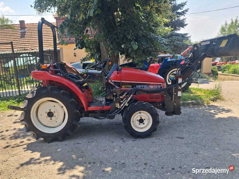 Mitsubishi mt165 4x4 ładowacz Konary