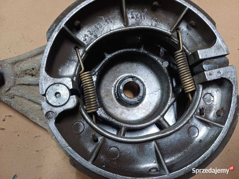 Bęben Hamulcowy tył szczękotrzymacz WSK 175 Łowicz