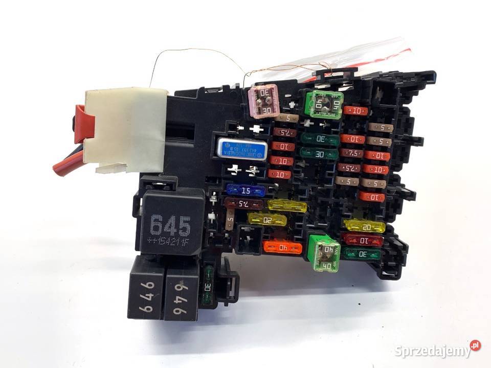 SKRZYNKA BEZPIECZNIKÓW VW GOLF VII 5Q0937615C Skrzynki bezpieczników podkarpackie