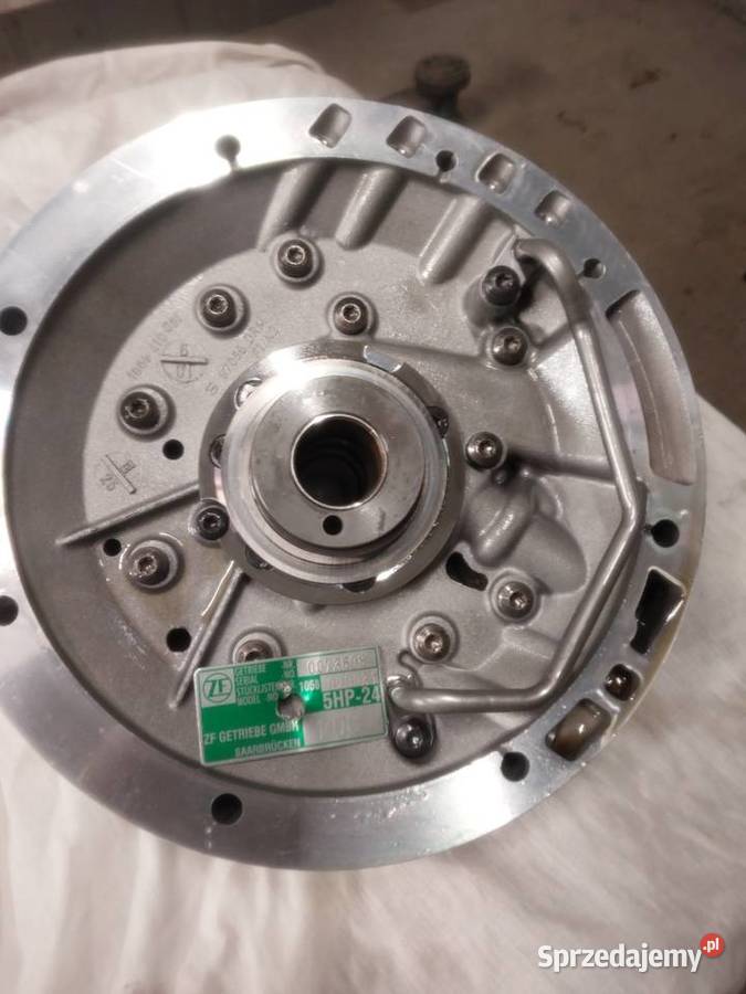 Sprzedam pompę oleju skrzynia 5hp24 audi 42 v8