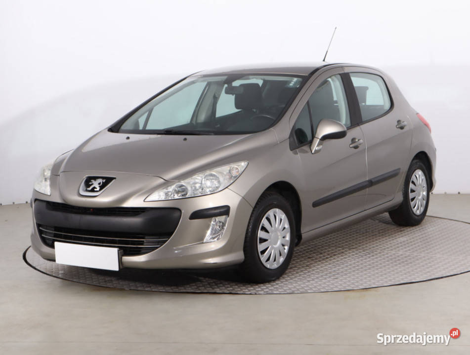 Peugeot 308 16 VTi światła przeciwmgielne