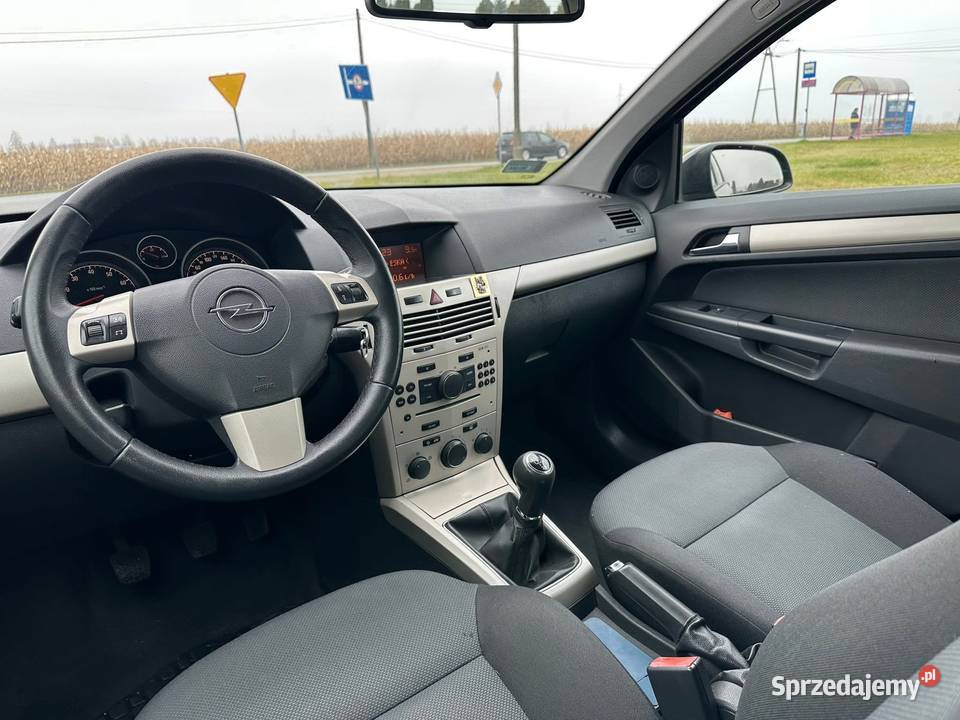 ŁADNA ASTRA 14 BENZYNKA 90 2007 LIFT 2 KMP KÓŁ 2 Kutno sprzedam