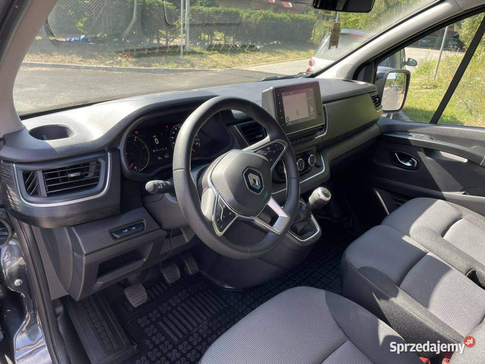 Renault Trafic 20dci 150 9osobowy do przewozu światła do jazdy dziennej Syców sprzedam
