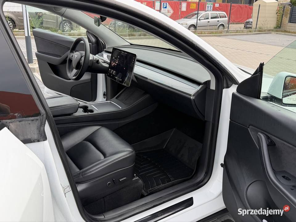 Tesla model Y Long Range Dual Motor Warszawa
