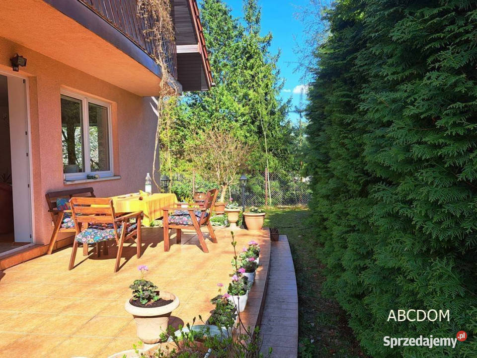 Dom wolnostojący ok Myślenic w otoczeniu lasów dachówka Droginia