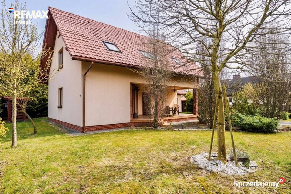 Dom wolnostojący z 2010r 1835 m Liczba pokoi 6 Czechowice-Dziedzice sprzedam