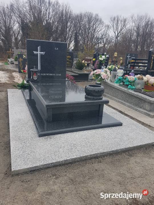 Nagrobek pojedynczyimpala z posadzką 1793 Świdnica