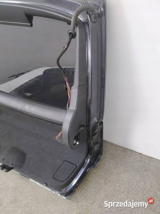 KLAPA TYŁ SZYBA SEDAN CZARNA Skoda Superb II sprzedam