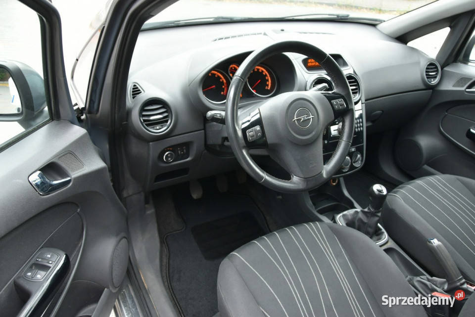 Opel Corsa 12 86 2010r Klima 5drzwi 115tkm D Kampinos