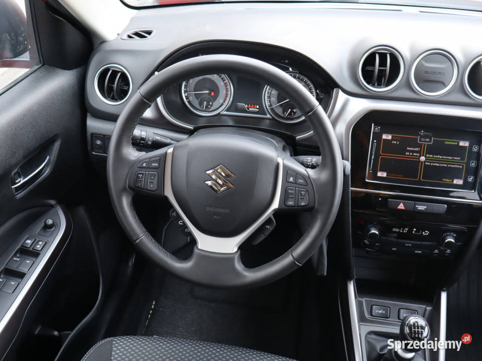 Suzuki Vitara 14 BoosterJet wielofunkcyjna kierownica sprzedam