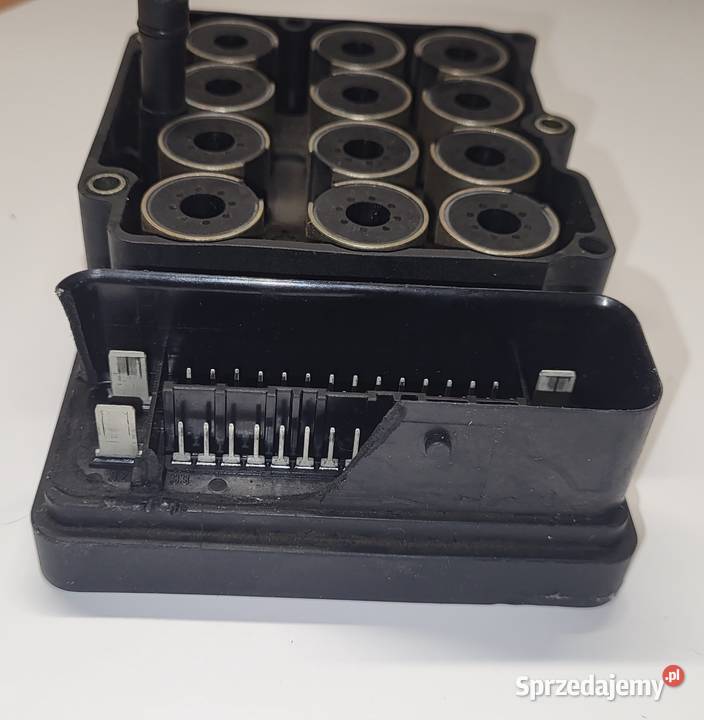 Sterownik ABS Volvo 30643982 Zamość sprzedam