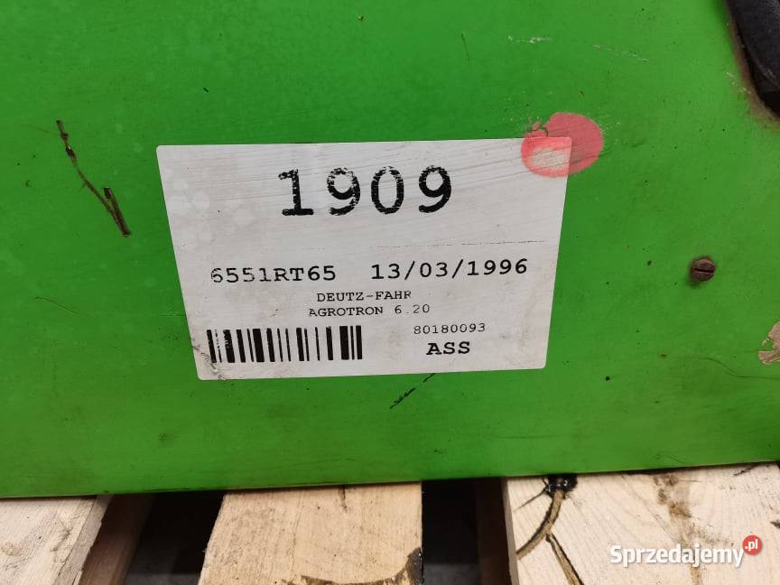 Maska Deutzfahr 615 Agrotron Wilkowo sprzedam