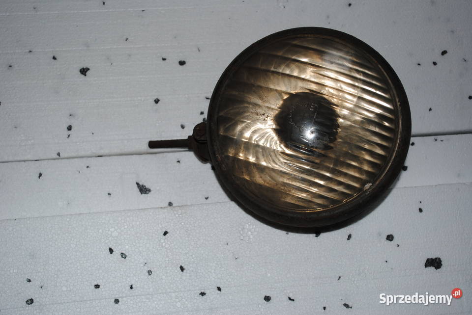 Lampa przednia ciężarówki