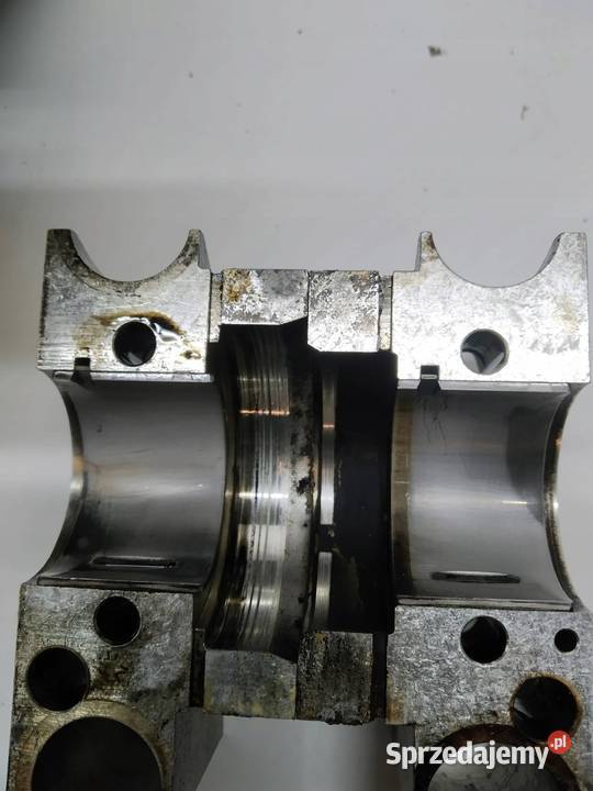 GŁOWICA KOMPLETNA 038103373R 19 TDI VW Rok produkcji 2001
