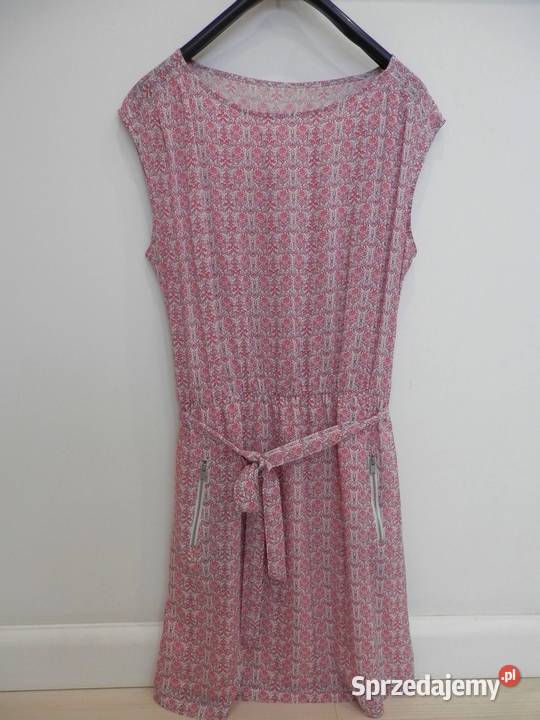 Sukienka Kremowa z Nadrukiem Wymarzona na Lato sprzedam